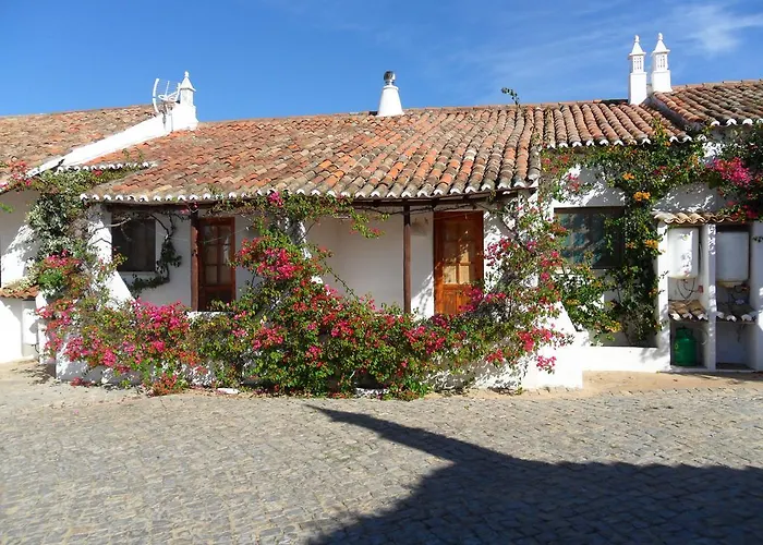 Quinta Do Lagar - By Portugalferias カントリーハウス アルブフェイラ