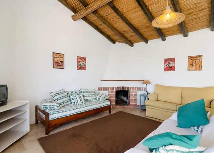 Quinta Do Lagar - By Portugalferias カントリーハウス