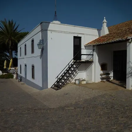 Landhuis Quinta Do Lagar - By Portugalferias *